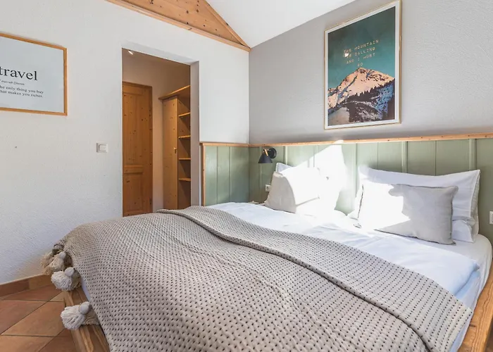 Holiday home Dorfchalets - Erni Inkl Tauern Therme Eintritt & Sommerkarte